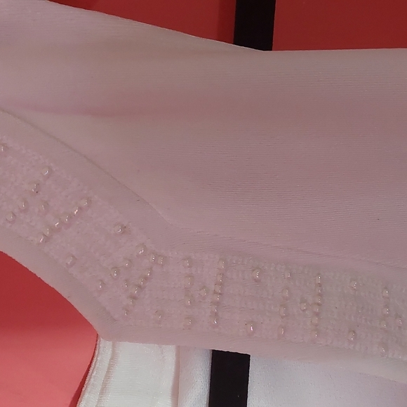 Chicos - Picture 2 of 5